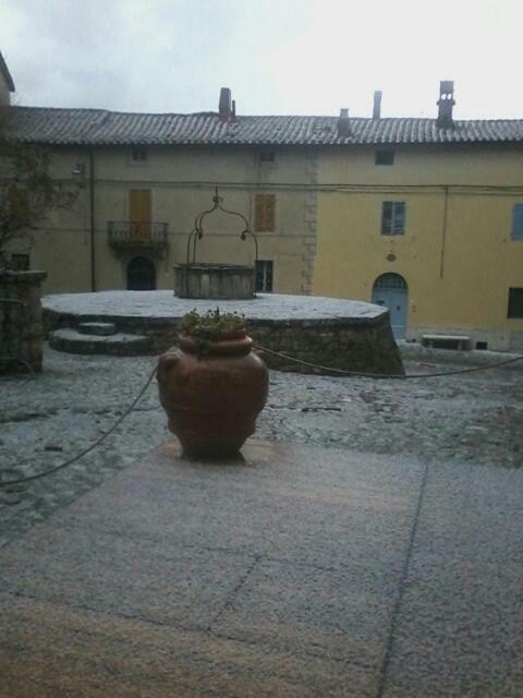 Cisterna Nel Borgo Hotel Castiglione dʼOrcia Eksteriør billede
